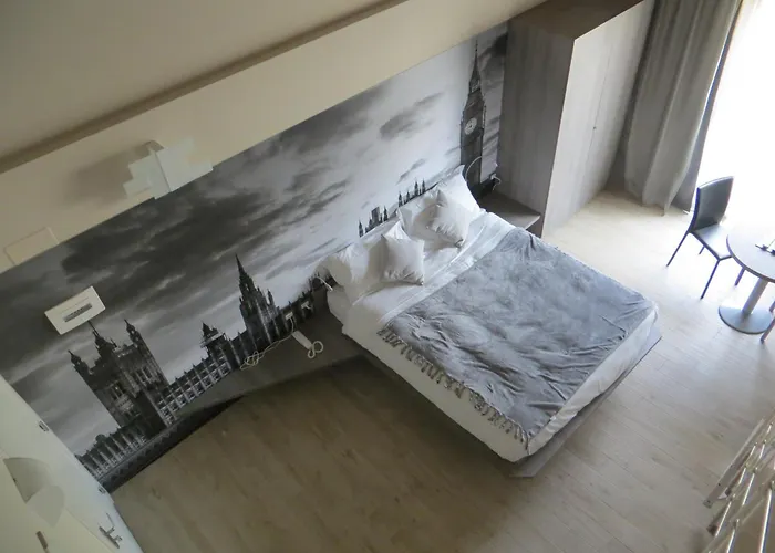 Hotel Seven Rooms